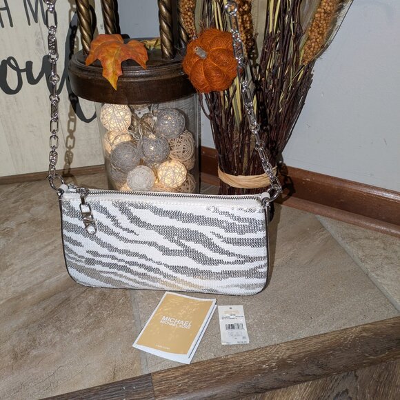 NWT Michael Kors Empire Silver Chain Pouchette - Picture 4 of 8